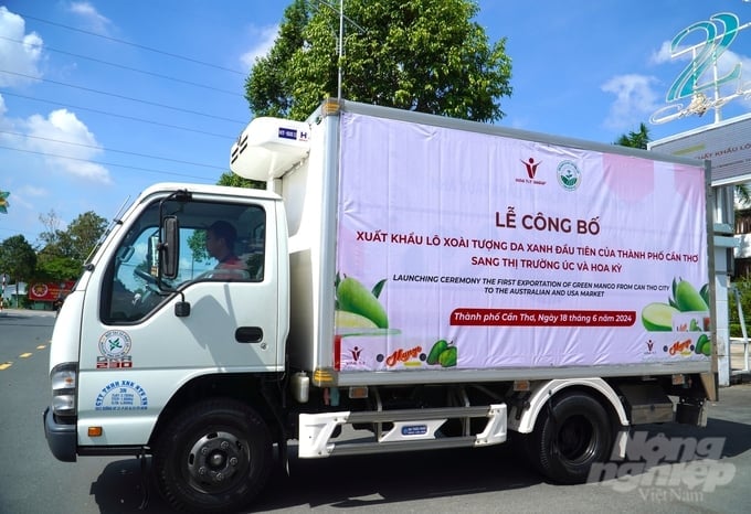 The shipment will be transported to Ho Chi Minh City to undergo irradiation before officially exporting to Australia and the United States. Photo: Kim Anh.