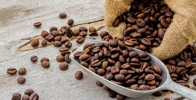 Excessive dryness in Brazil may curb coffee yields and is a bullish price factor. 