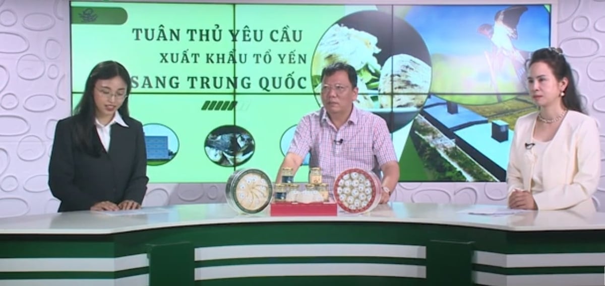 Mr. Ngo Xuan Nam (middle), Deputy Director of the Vietnam SPS Office. Photo: VAN.