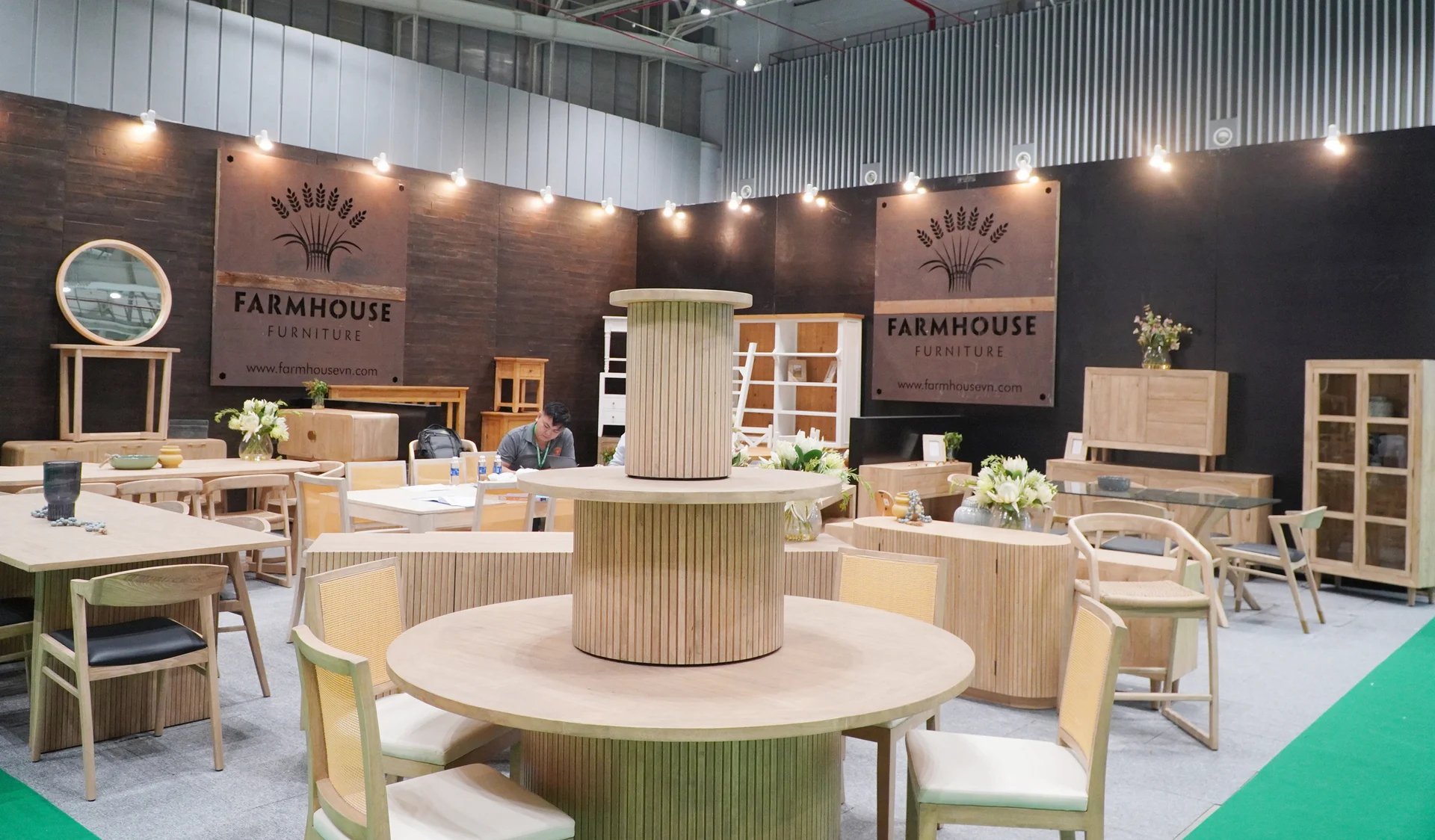 Wooden furniture ranks among the top 10 key export items from Vietnam to the United States. Photo: Nguyen Thuy.