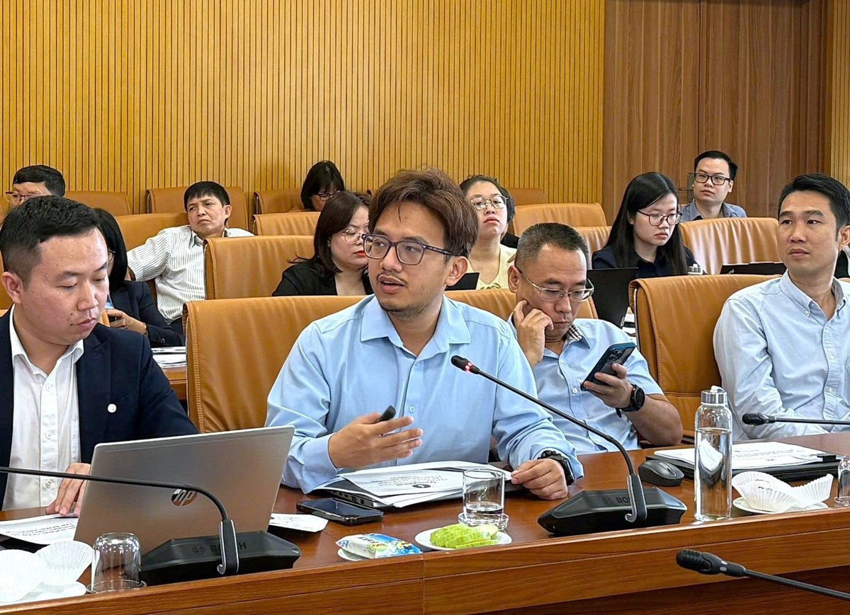 A representative of VinGroup proposed allowing a higher proportion of greenhouse gas emission reduction outcomes and carbon credits to be transferred internationally in order to encourage investment in emission reduction projects. Photo: Trung Nguyen.