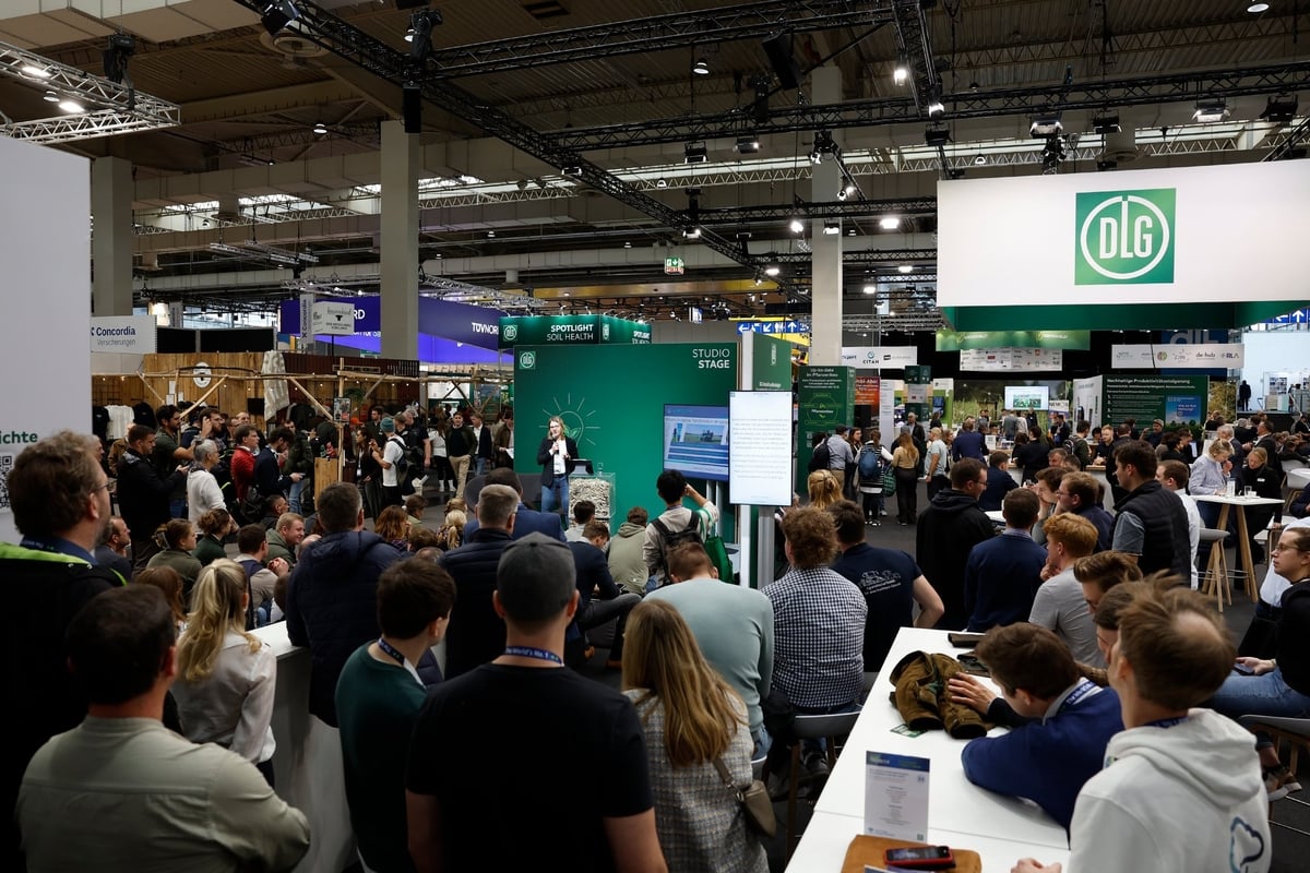 DLG Spotlight Workshop Live provided insights into the work of agricultural and construction machinery mechatronics technicians.