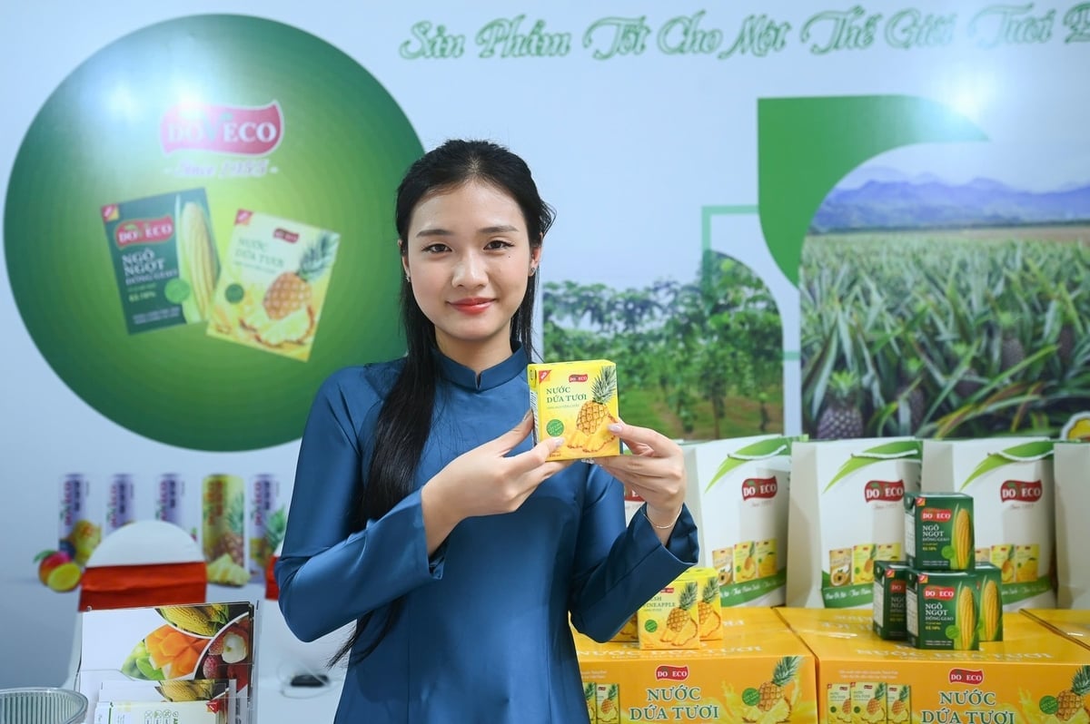 DOVECO's new products aim for convenience while retaining full flavor and remaining environmentally friendly. Photo: Tung Dinh.