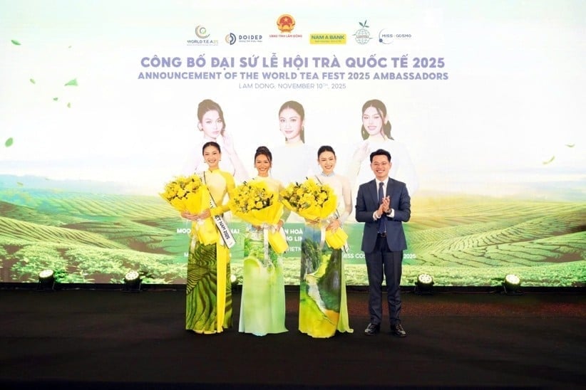 Announcement of the 2025 International Tea Festival Ambassadors: Miss Universe Vietnam 2025 - Nguyen Hoang Phuong Linh; Miss Cosmo 2024 Runner-up - Karnruethai Tassabut; Miss Universe Vietnam Runner-up 2025 - Do Cam Ly (from left). Photo: BTC.
