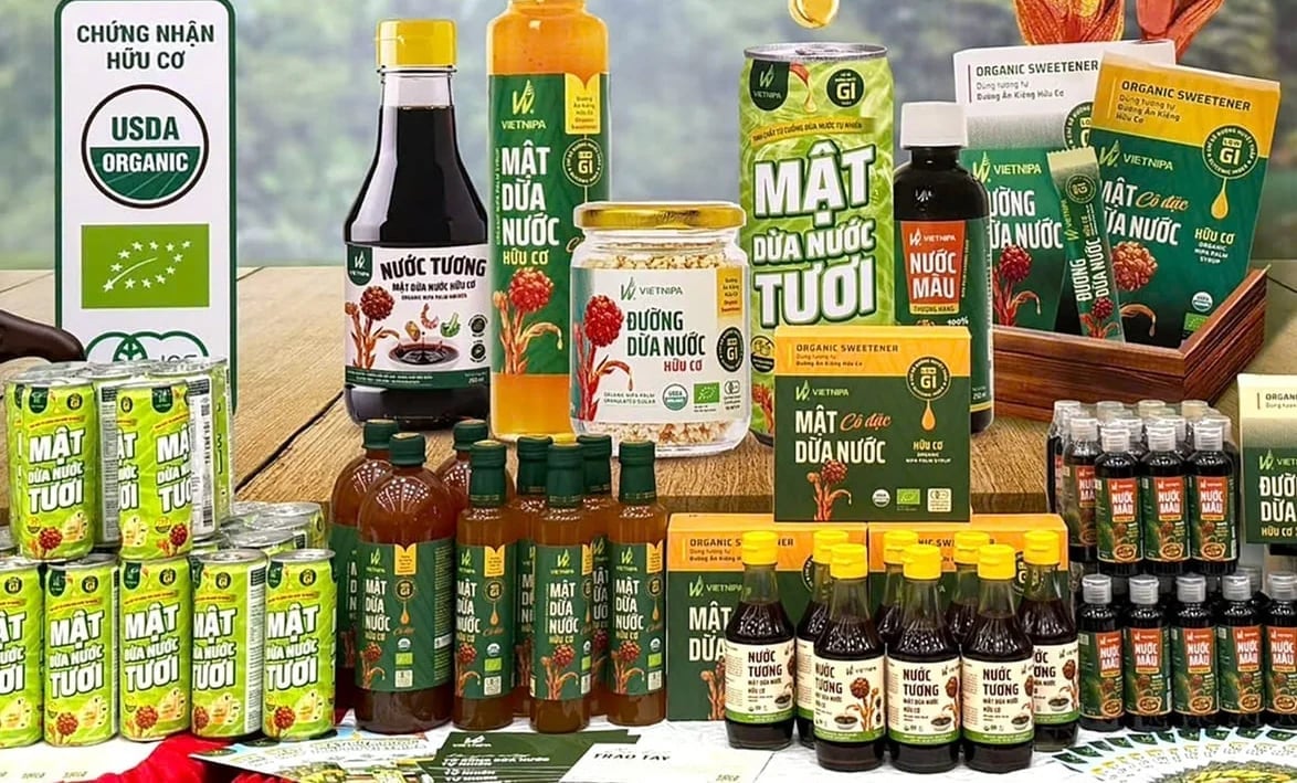 Organic nipa palm nectar products from Can Gio were exported to the U.S. market for the first time. Photo: M.T.