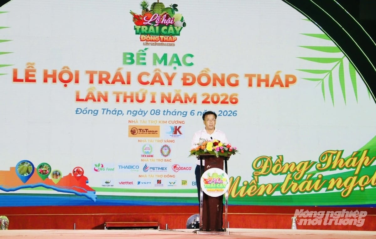 Mr. Nguyen Phuoc Thien, Vice Chairman of the Dong Thap Provincial People’s Committee, delivers remarks at the closing ceremony of the 1st Dong Thap Fruit Festival 2026. Photo: Le Hoang Vu. Mr. Nguyen Phuoc Thien, Vice Chairman of the Dong Thap Provincial People’s Committee, delivers remarks at the closing ceremony of the 1st Dong Thap Fruit Festival 2026. Photo: Le Hoang Vu.