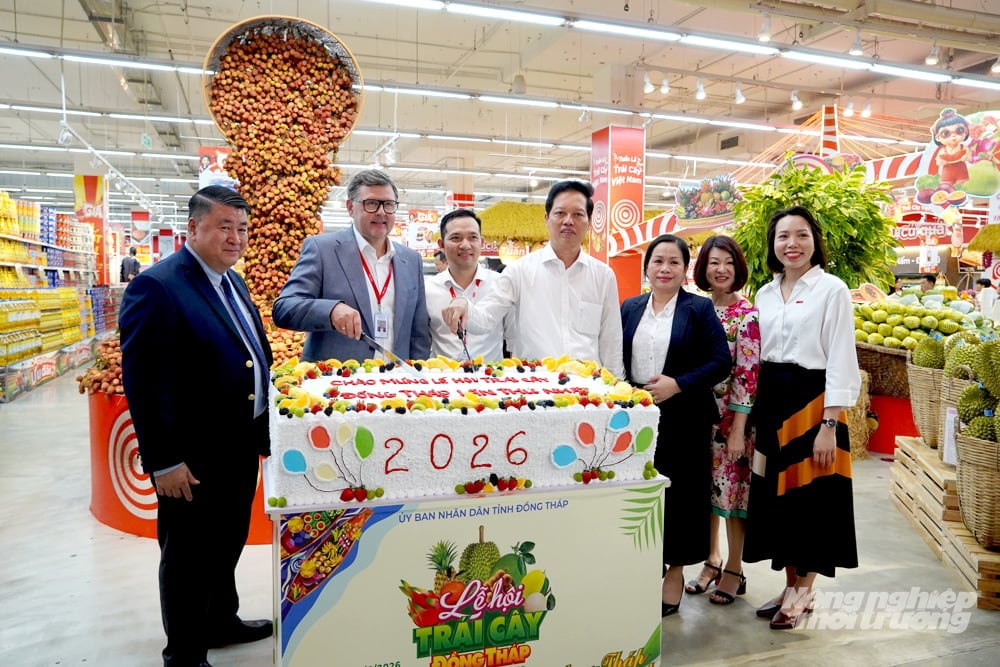 Central Retail Vietnam welcomes the Dong Thap Fruit Festival. Photo: Le Hoang Vu.