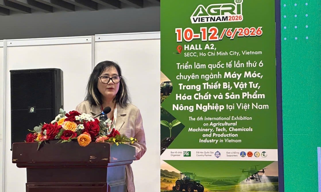 Dr. Ha Thuy Hanh believes that carbon credits can serve as a catalyst for strengthening value chain linkages and unlocking access to climate finance. Photo: Ha Duyen.