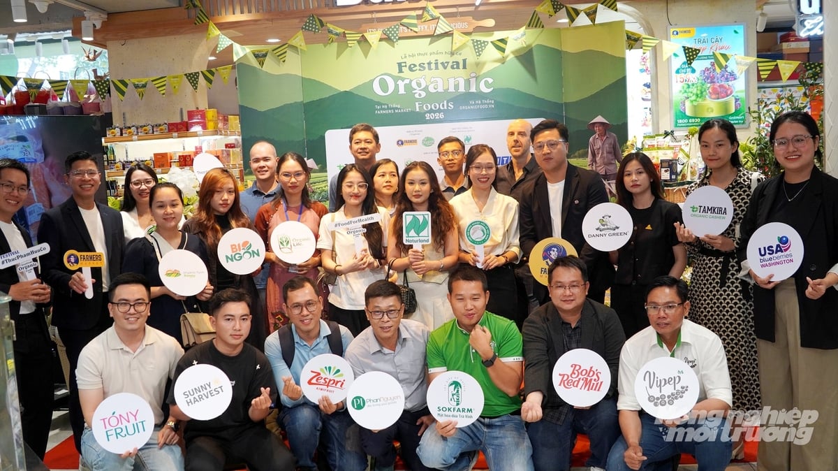 The 2026 Organic Food Festival brings together numerous major organic agricultural and food brands. Photo: Nguyen Thuy.
