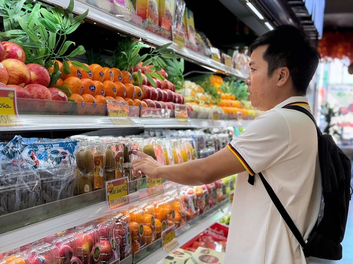 US fresh fruits are increasingly favored by Vietnamese consumers. Photo: Thu Ha.