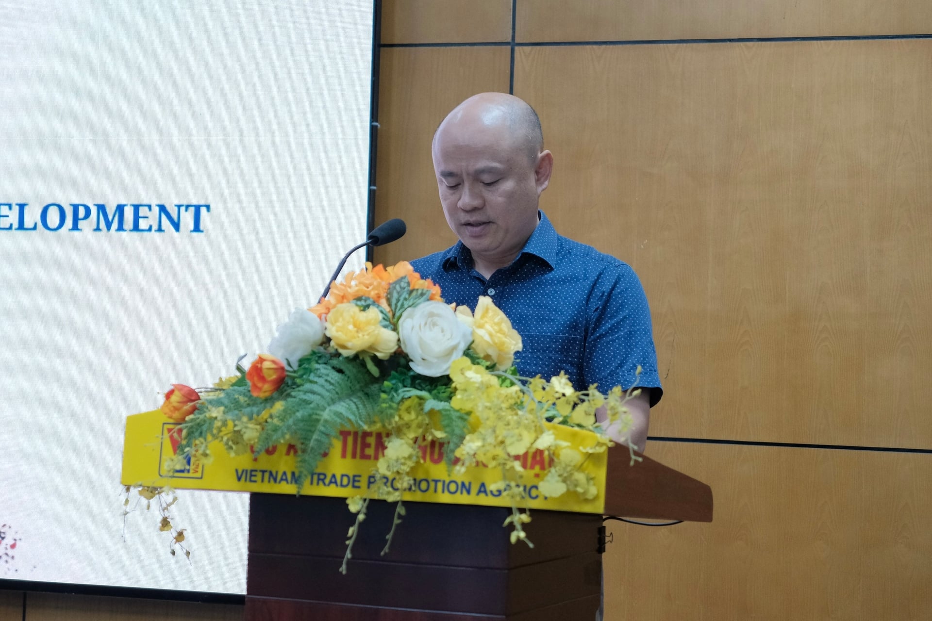 Ta Manh Cuong, Director of the Center for Trade and Investment Promotion Support under the Trade Promotion Agency, delivers the opening remarks at the seminar. Photo: Thanh Trang. Ta Manh Cuong, Director of the Center for Trade and Investment Promotion Support under the Trade Promotion Agency, delivers the opening remarks at the seminar. Photo: Thanh Trang.